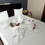 Cesmeli Otel *
