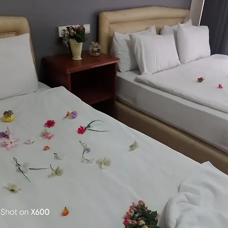 Cesmeli Otel *