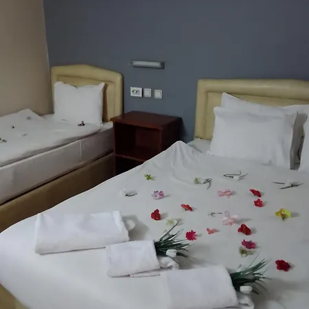 Otel Cesmeli *